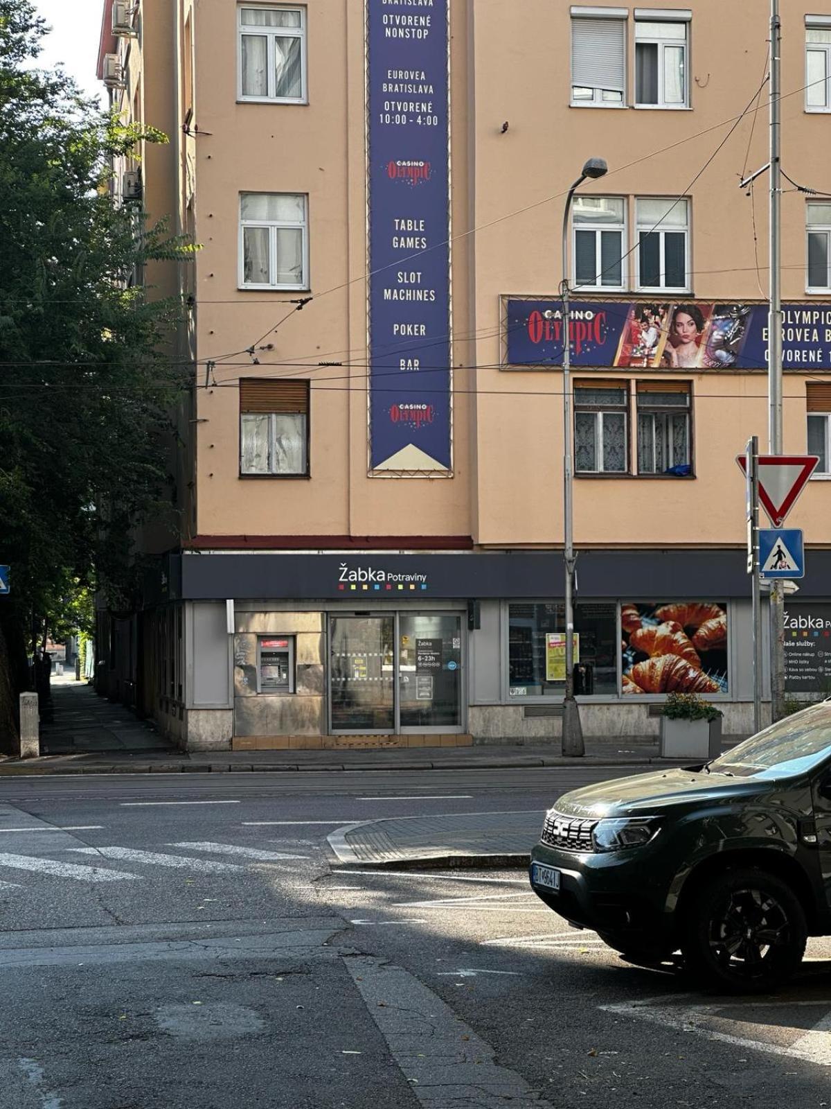 Urban Zenhouse No.2 - Breakfast Included Daire Bratislava Dış mekan fotoğraf