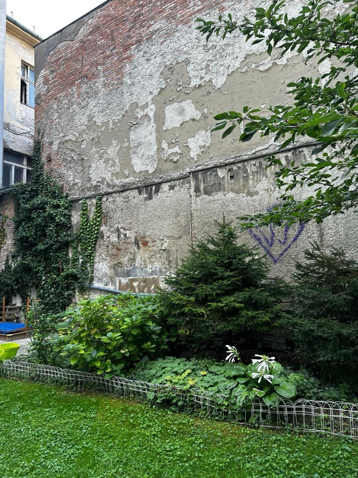 Urban Zenhouse No.2 - Breakfast Included Daire Bratislava Dış mekan fotoğraf